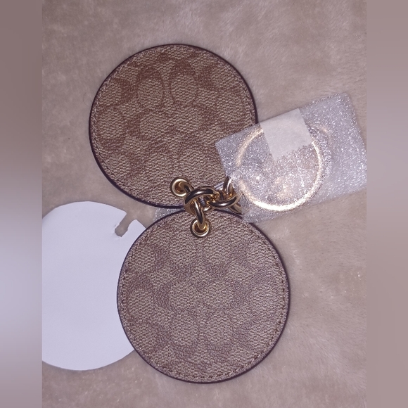 NWT Coach Signature Canvas Gold Khaki Pink Mirror Bag Charm Keychain Fob - Picture 15 of 15